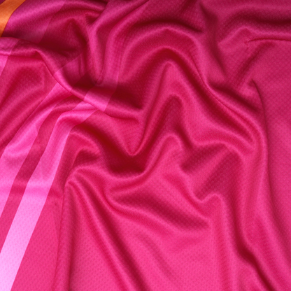 polo badminton t-shirt, Victor polo shirt, Perfect Dry fabric, pink and blue shirt, breathable polyester tee, moisture-wicking sportswear, women's polo shirt, training badminton top, comfortable sportswear, quick-dry polo tee, tournament shirt, flexible sportswear, Victor courtwear, breathable athletic polo, classic sports shirt, lightweight performance tee