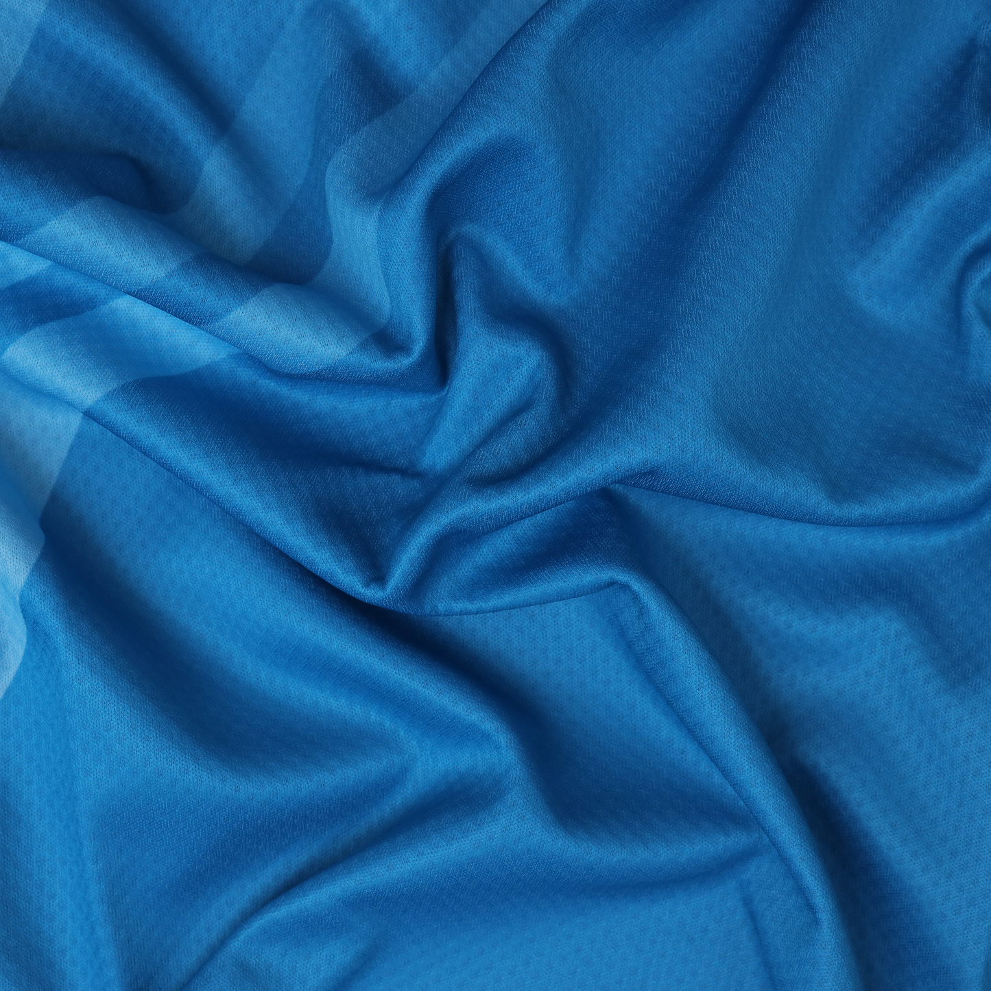 polo badminton t-shirt, Victor polo shirt, Perfect Dry fabric, pink and blue shirt, breathable polyester tee, moisture-wicking sportswear, women's polo shirt, training badminton top, comfortable sportswear, quick-dry polo tee, tournament shirt, flexible sportswear, Victor courtwear, breathable athletic polo, classic sports shirt, lightweight performance tee